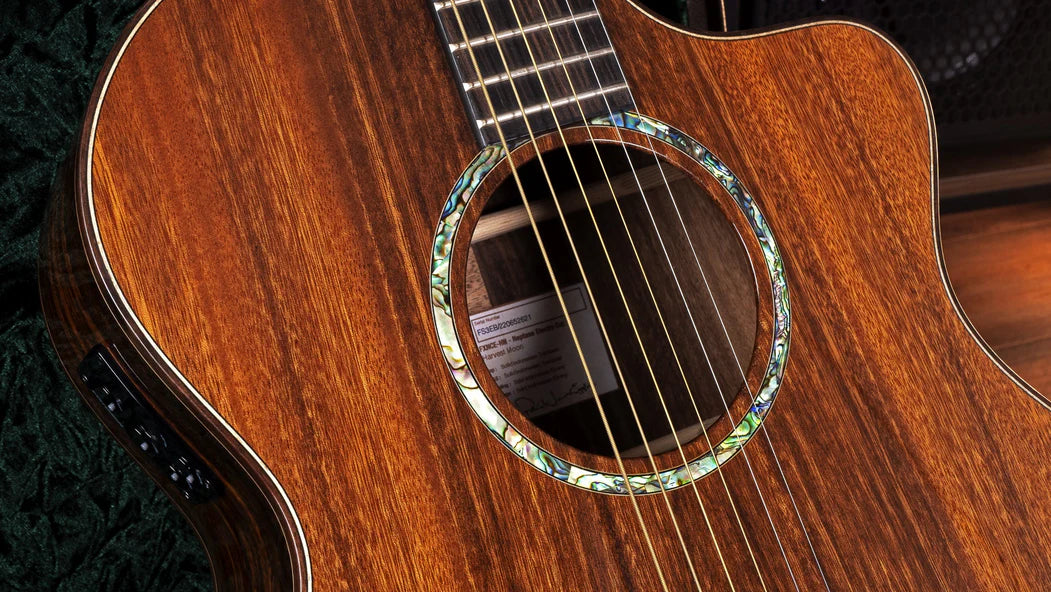 Faith FX Neptune - Cutaway Electro - Harvest Moon w/Hardcase