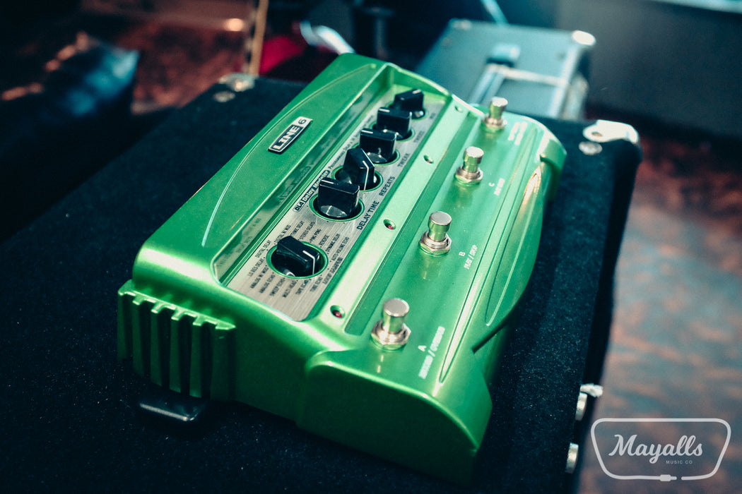 Line 6 DL4 Delay Looper Guitar Effect Pedal - Guitar Warehouse